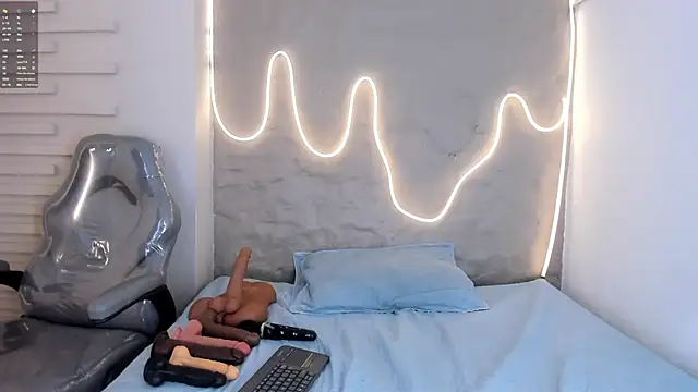 Snapshot of Monika-Ruiz chatting on 26, 3, 2026 Monika-Ruiz online show from 26, 3, 2026