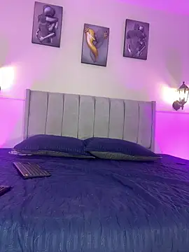 Samara Hadi  online show from 14, 2, 2026