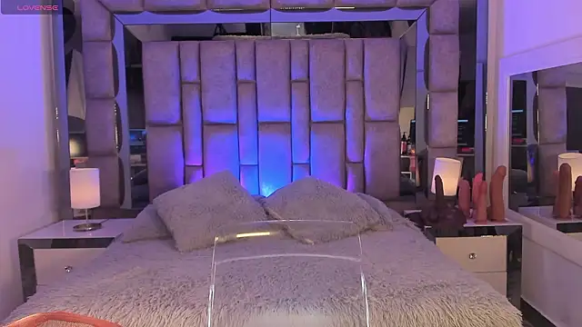 MaddyGray  online show from 18, 3, 2026