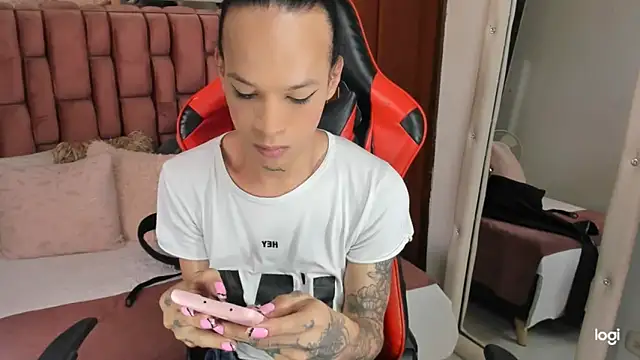 Snapshot of sara_slut21 chatting on 8, 1, 2025 sara slut21 online show from 8, 1, 2025