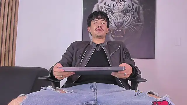 DimitriDeluxe online show from 26, 9, 2025