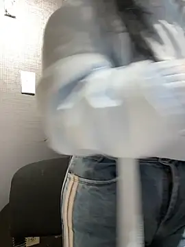 Emily Rivers  online show from 19, 9, 2025