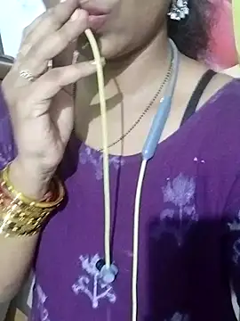 Snapshot of Varsha21 chatting on 8, 9, 2025 Varsha21 online show from 8, 9, 2025