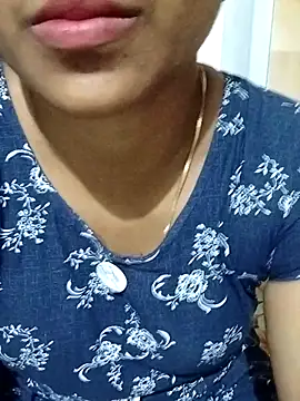 Snapshot of Varsha21 chatting on 4, 10, 2025 Varsha21 online show from 4, 10, 2025