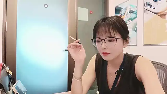 Snapshot of KKMM168 chatting on 8, 10, 2025 KKMM168 online show from 8, 10, 2025