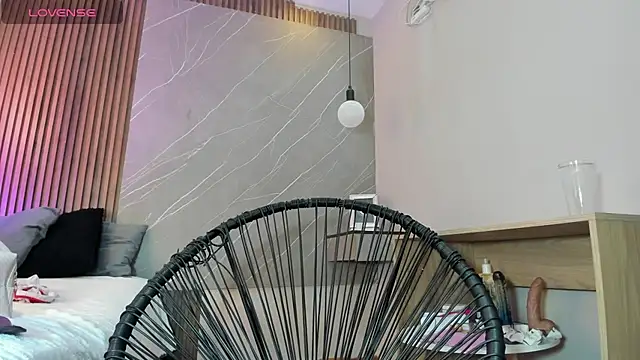 emma  rose1 online show from 6, 11, 2025