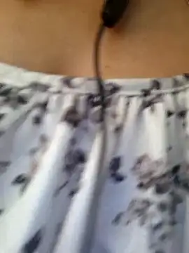 Snapshot of Queen_Nora chatting on 2, 6, 2026 Queen Nora online show from 2, 6, 2026