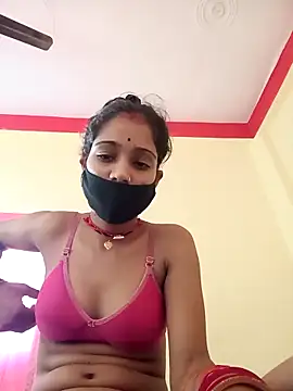 Snapshot of Basanti_143 chatting on 6, 10, 2025 Basanti 143 online show from 6, 10, 2025