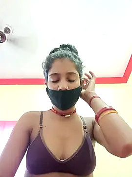 Snapshot of Basanti_143 chatting on 17, 10, 2025 Basanti 143 online show from 17, 10, 2025