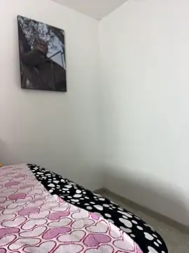 MiaRousexxx  online show from 8, 4, 2026