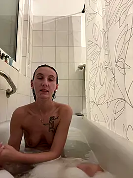 Emilia Mausi online show from 16, 12, 2025