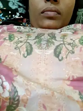 Rose-luckey online show from 5, 4, 2026