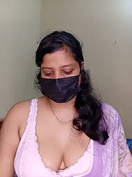 Rose-luckey online show from 14, 6, 2026