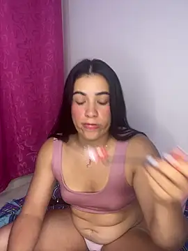 Snapshot of alice_shyness chatting on 27, 9, 2025 alice shyness online show from 27, 9, 2025