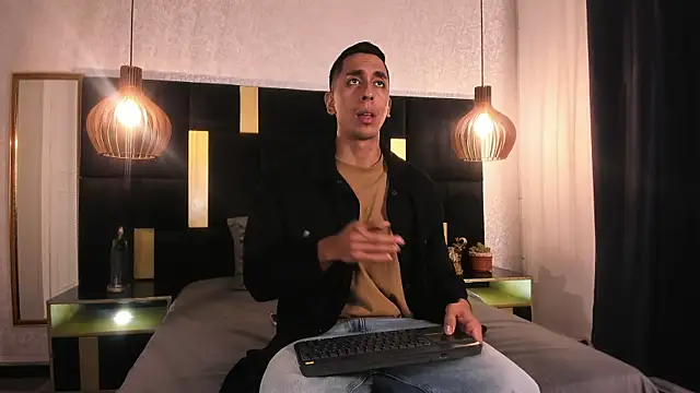 Lucio  Fox online show from 3, 4, 2026