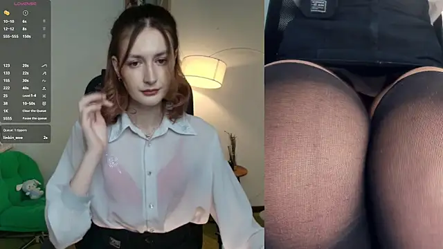 Snapshot of EasterBlink chatting on 12, 2, 2026 EasterBlink online show from 12, 2, 2026