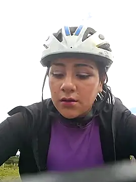 Snapshot of CAROLINE__07 chatting on 24, 9, 2025 CAROLINE 07 online show from 24, 9, 2025