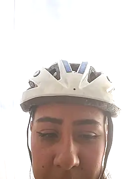 CAROLINE  07 online show from 7, 3, 2026