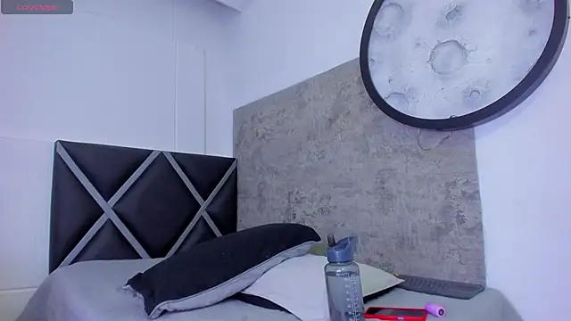  Leohot  online show from 5, 3, 2026