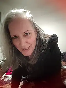 Snapshot of Feelineducentre chatting on 1, 3, 2026 Feelineducentre online show from 1, 3, 2026