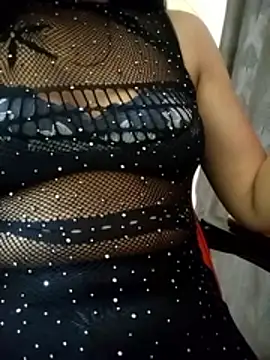 Snapshot of Quinn_Bebo chatting on 27, 10, 2025 Quinn Bebo online show from 27, 10, 2025