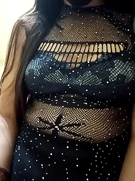 Snapshot of Quinn_Bebo chatting on 15, 11, 2025 Quinn Bebo online show from 15, 11, 2025