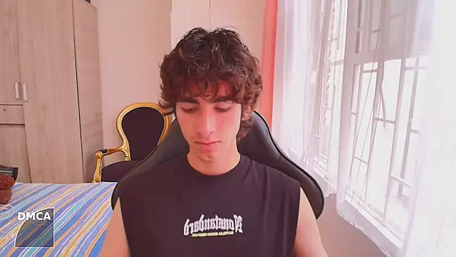 Nude Boy18 online show from 2, 10, 2025