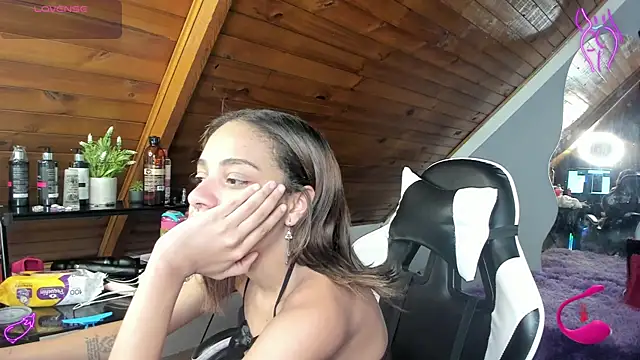 yumi hanna online show from 18, 1, 2026