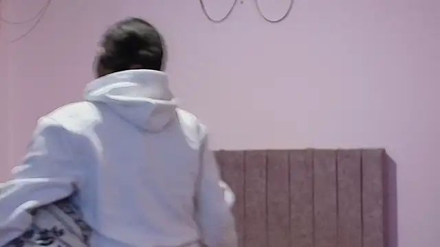 MiSofialeal online show from 4, 2, 2026