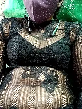 Taitanic143 online show from 8, 2, 2026