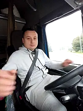 Snapshot of Amberdual chatting on 9, 10, 2025 Amberdual online show from 9, 10, 2025