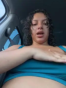 Snapshot of allybluee777 chatting on 29, 5, 2026 allybluee777 online show from 29, 5, 2026