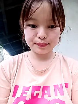 XoiXoi232 online show from 9, 9, 2025