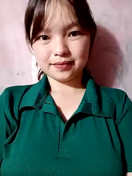 XoiXoi232 online show from 5, 10, 2025