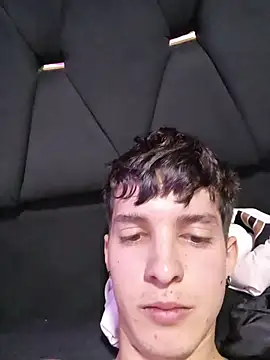 Jheampiiero online show from 4, 2, 2026