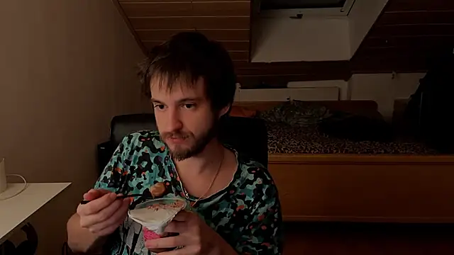 Snapshot of Bez3ybik chatting on 8, 1, 2026 Bez3ybik online show from 8, 1, 2026