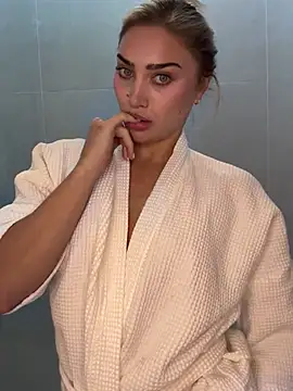 Snapshot of auriangel chatting on 7, 2, 2026 auriangel online show from 7, 2, 2026