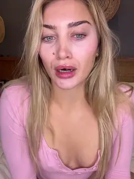 Snapshot of auriangel chatting on 2, 3, 2026 auriangel online show from 2, 3, 2026