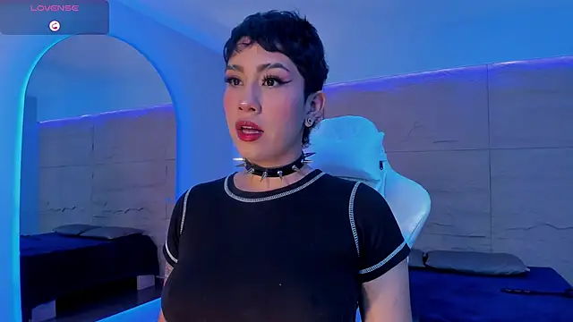 Snapshot of ZahaRose chatting on 10, 9, 2025 ZahaRose online show from 10, 9, 2025