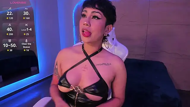 Snapshot of ZahaRose chatting on 18, 10, 2025 ZahaRose online show from 18, 10, 2025