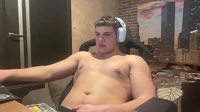 Snapshot of MusclePhantom chatting on 13, 1, 2026 MusclePhantom online show from 13, 1, 2026