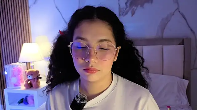 LunaRosse  online show from 11, 11, 2025