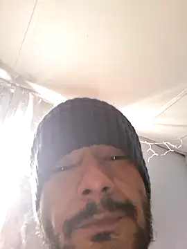 Snapshot of MassedParidae chatting on 26, 2, 2026 MassedParidae online show from 26, 2, 2026