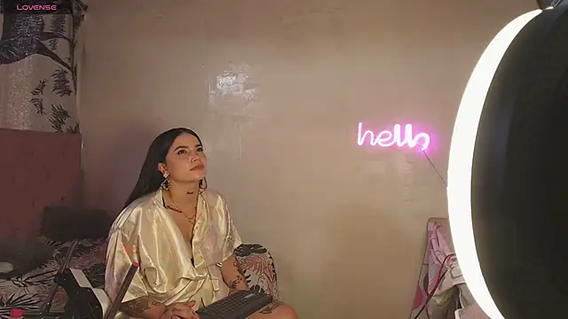 Lali HOtt online show from 15, 4, 2026