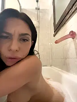 Snapshot of salvana chatting on 24, 10, 2025 salvana online show from 24, 10, 2025