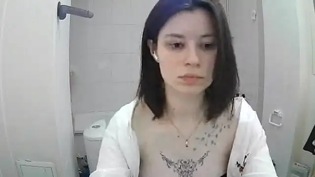 Snapshot of EdlinEngelby chatting on 11, 9, 2025 EdlinEngelby online show from 11, 9, 2025