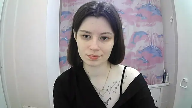 Snapshot of EdlinEngelby chatting on 13, 10, 2025 EdlinEngelby online show from 13, 10, 2025
