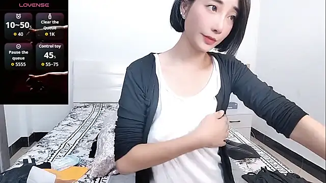 YIWA-2000 online show from 2, 11, 2025