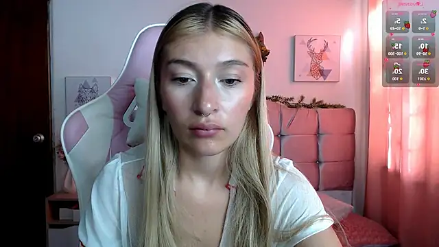 Snapshot of SophiaaLee chatting on 27, 9, 2025 SophiaaLee online show from 27, 9, 2025
