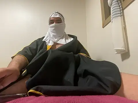 Snapshot of sheikhbandar06_09 chatting on 14, 11, 2025 sheikhbandar06 09 online show from 14, 11, 2025